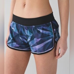 64‎ Lululemon Drop It Low Short